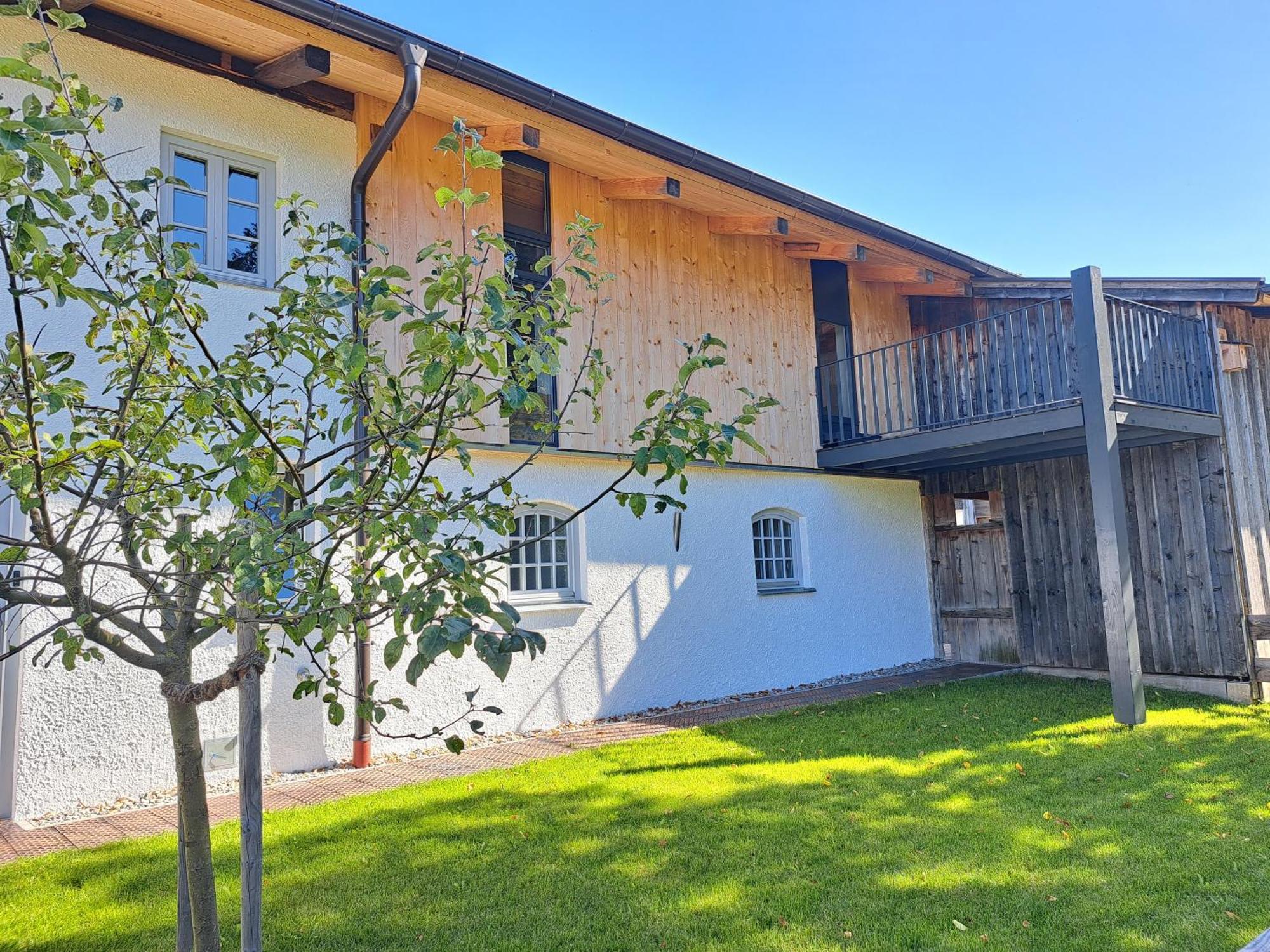 Neu! Ferienwohnungen Im Lueftlmalereck, Hennalahaus Oberammergau Exterior foto