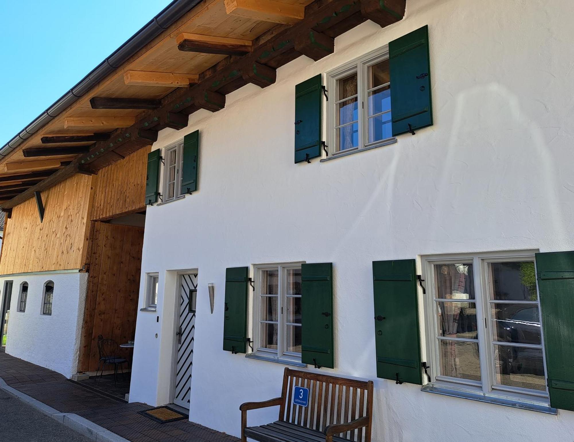 Neu! Ferienwohnungen Im Lueftlmalereck, Hennalahaus Oberammergau Exterior foto